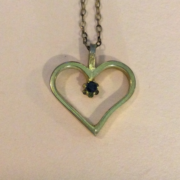 Heart 💙 Necklace - Picture 4 of 7